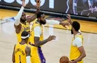 Davis Hails LeBron as Lakers Claim 2-1 Lead Over Suns
