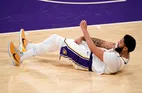 Davis Injured as Suns Square Lakers Series