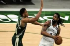 DeAndre Jordan Agrees to Buyout with Detroit, Signs with Lakers