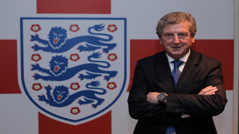 Players Back New England Boss Hodgson