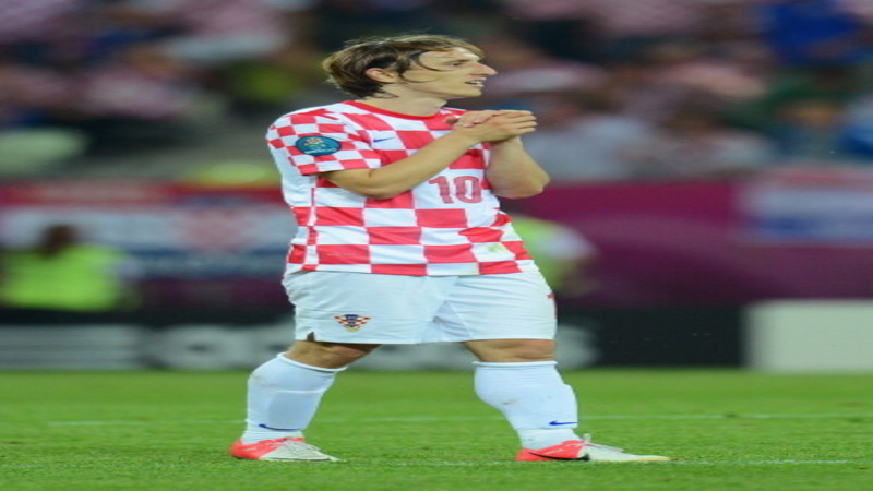 AVB Slams Wantaway Modric