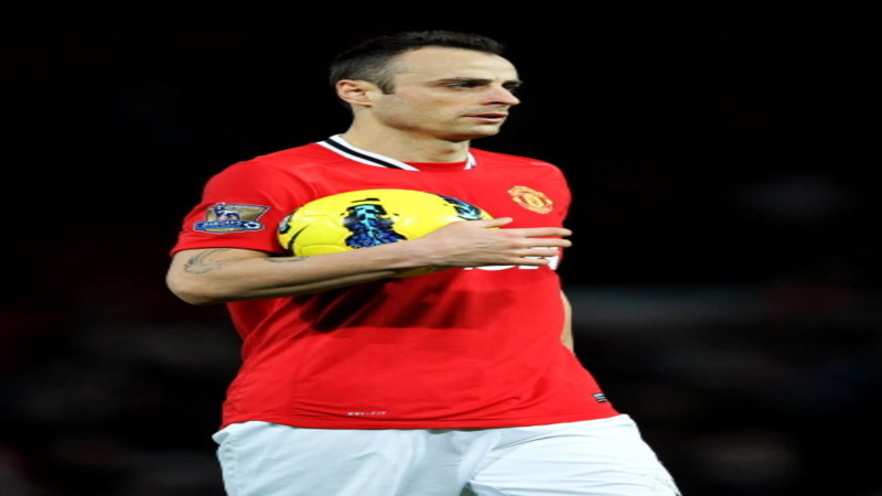 Berbatov Snubs Italy For Fulham