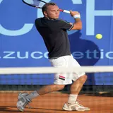 Steve Darcis