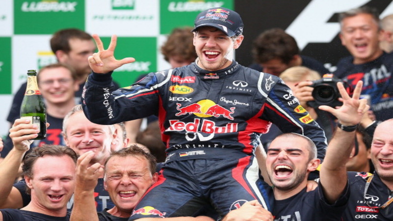 Vettel Wins Third Consecutive F1 Crown
