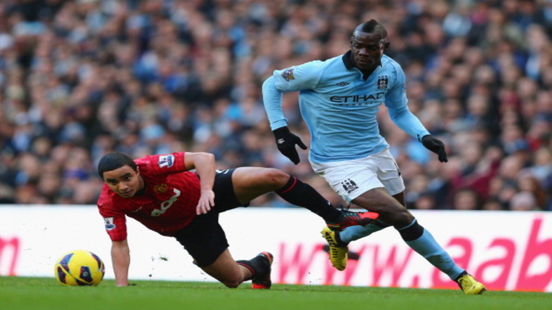 Mancini: I'll Give Balotelli 100 Chances