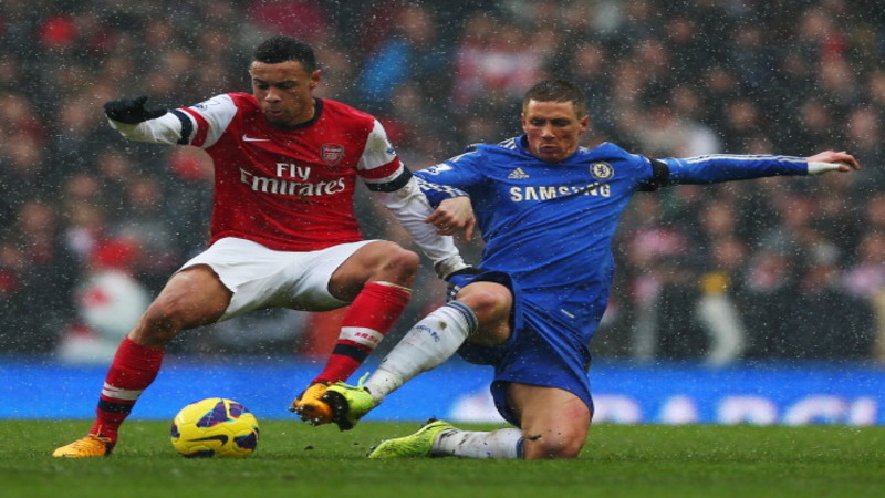Chelsea beat Arsenal to maintain third spot