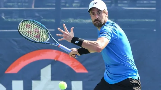 STEVE JOHNSON hits a forehand during his match against Alex De Minaur at Citi Open. August 4, 2021, Washington, D.C, U.S. Photo credit: ZUMAPRESS.
