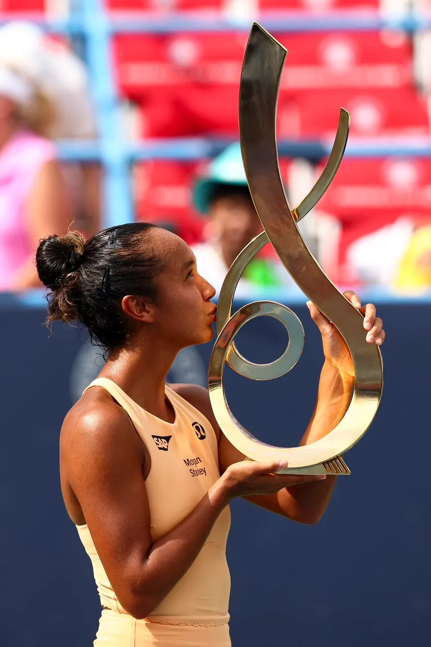 Washington Champions Leylah Fernandez and Alex De Minaur Impressive Title Runs